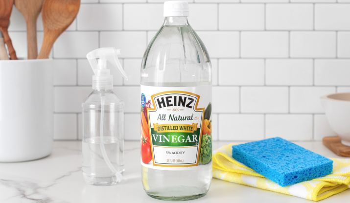 vinegar-all-purpose-cleaner-best-cleaning-and-facility-management